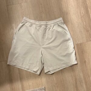 Mens pacebreaker shorts